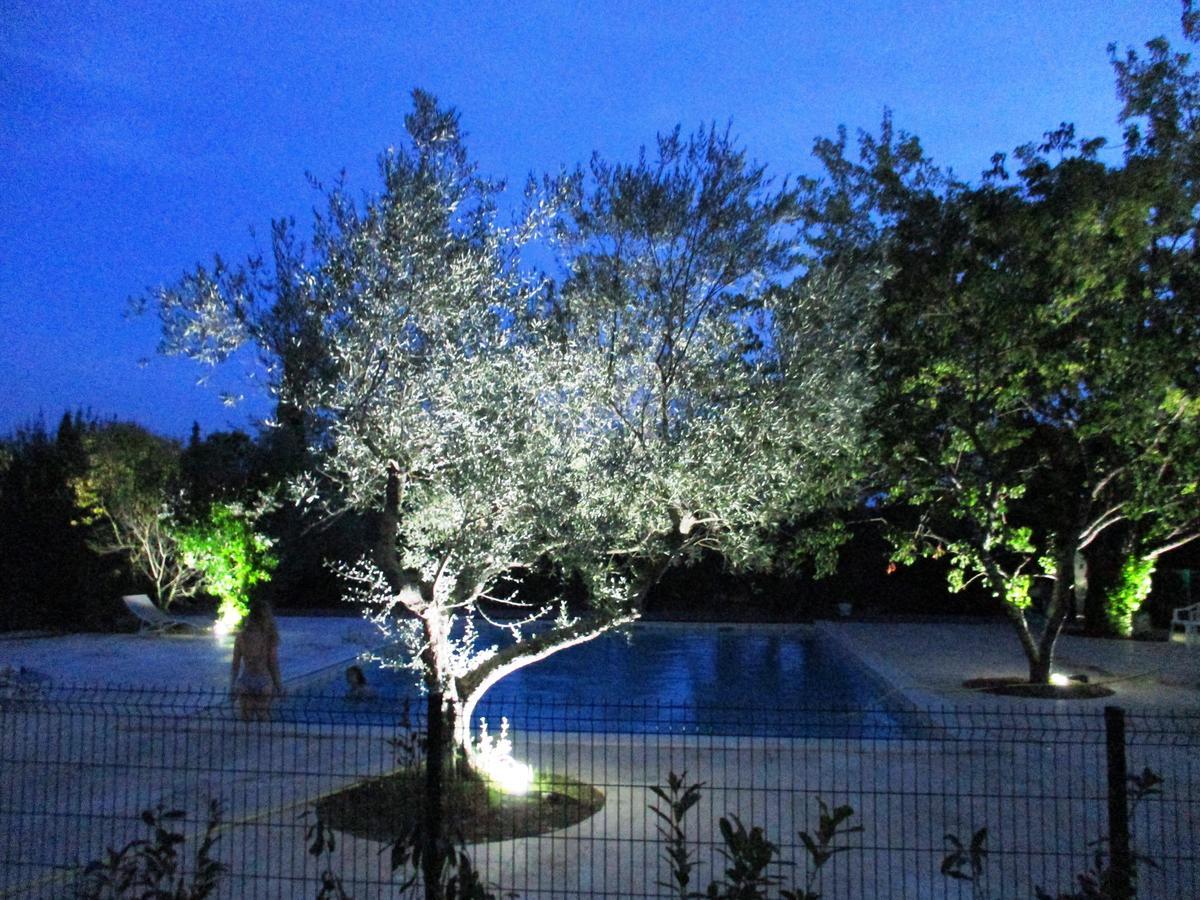 Le Mas Des Lilas Uzès Екстериор снимка